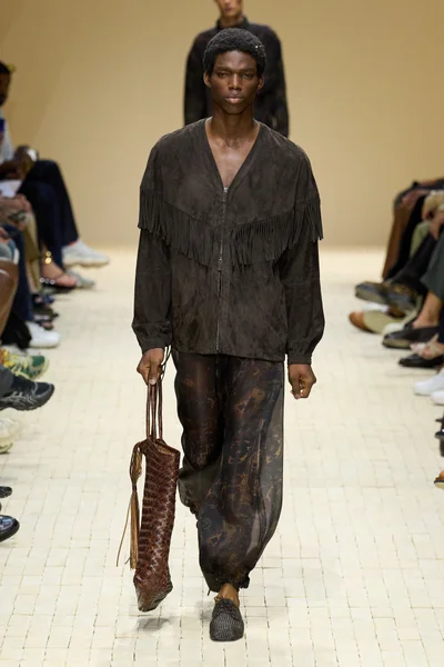 Look 61
